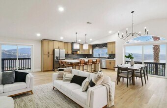 1047 Sangamon Ave in Spring Valley, CA - Building Photo - Building Photo