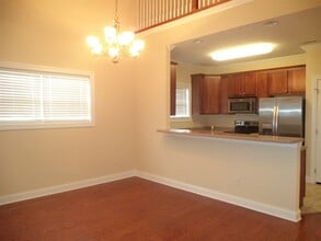 1729 Bonnie Roach Ln in Knoxville, TN - Foto de edificio - Building Photo