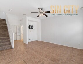 1236 Shades End Ave in North Las Vegas, NV - Building Photo - Building Photo