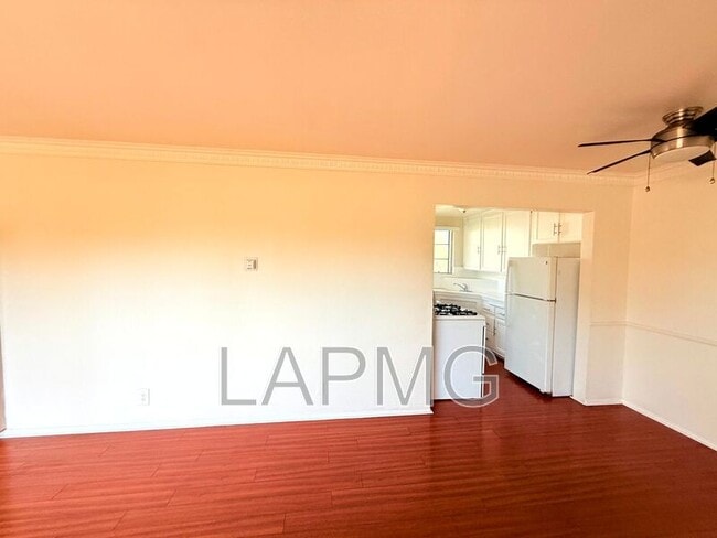property at 655 N Manhattan Pl