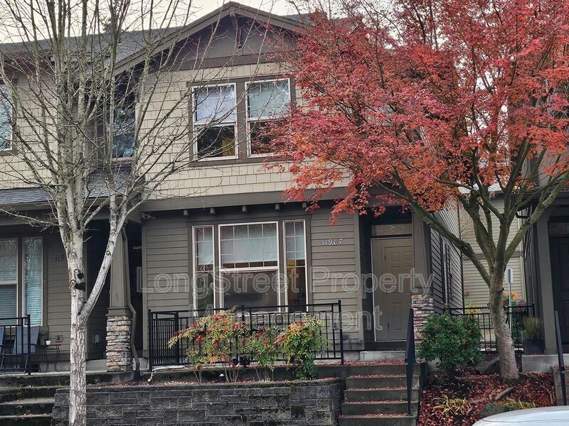 11987 SW Horizon Blvd in Beaverton, OR - Building Photo