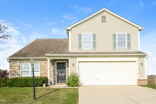 11940 Jesterwood Dr in Fishers, IN - Building Photo