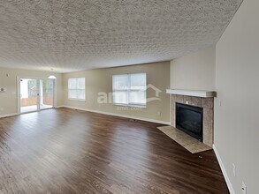 520 Stone Shadow Dr in Blacklick, OH - Foto de edificio - Building Photo