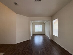 344 Velino Ave in Las Vegas, NV - Building Photo - Building Photo