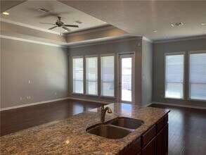 2527 Portland Ave in College Station, TX - Building Photo - Building Photo