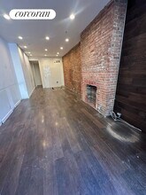 324 W 47th St in New York, NY - Building Photo - Building Photo