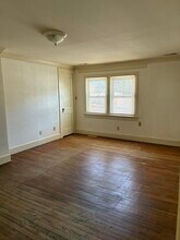 102 Loch Lane Dr, Unit Apt 2 in Louisa, VA - Foto de edificio - Building Photo
