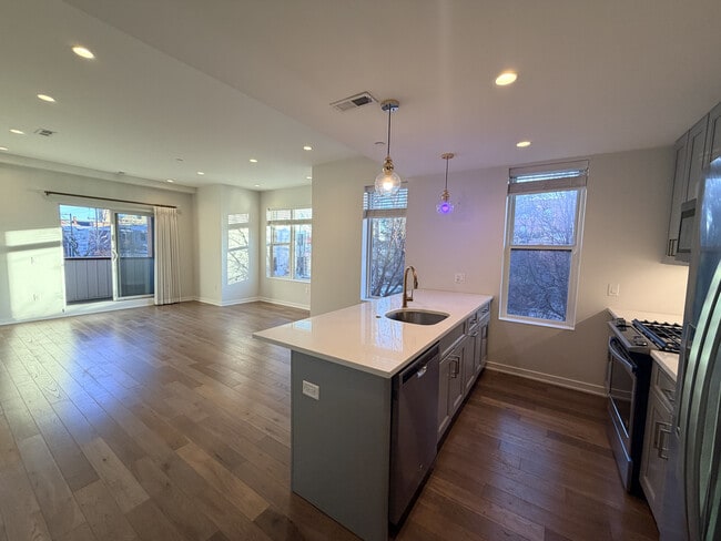 1500 N American St, Unit A in Philadelphia, PA - Foto de edificio - Building Photo