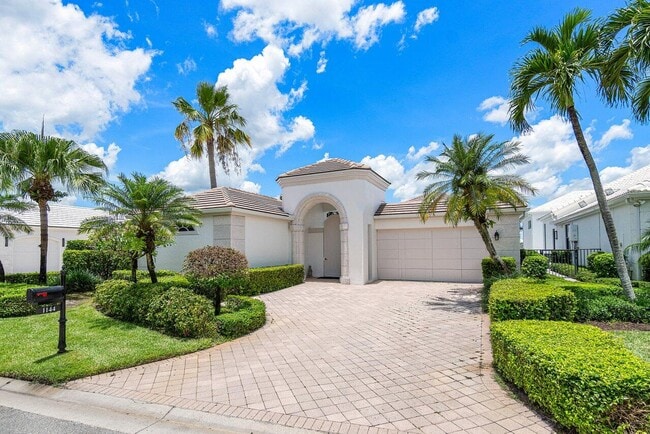 1144 Crystal Dr in Palm Beach Gardens, FL - Building Photo - Building Photo