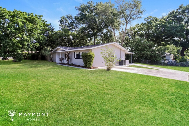 1429 S Evergreen Ave in Clearwater, FL - Foto de edificio - Building Photo