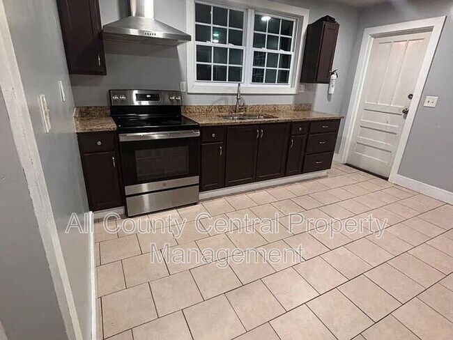 1811 Courtney Ave in Bessemer, AL - Building Photo - Building Photo