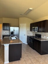 625 Kaluga Trl in Leander, TX - Building Photo - Building Photo