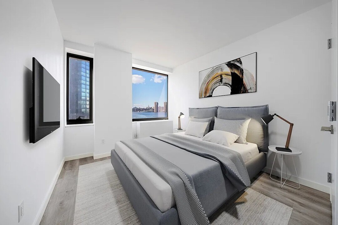 85 Commercial St in Brooklyn, NY - Building Photo