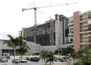 Riva in Fort Lauderdale, FL - Building Photo - Building Photo