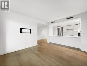 5766 Gilbert Rd. in Vancouver, BC - Building Photo - Building Photo