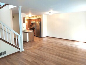 1935 Appaloosa Dr in Naperville, IL - Building Photo - Building Photo