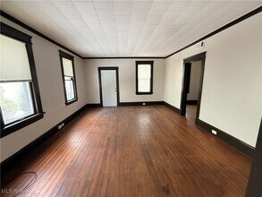 3672 E 48th St in Cleveland, OH - Building Photo - Building Photo