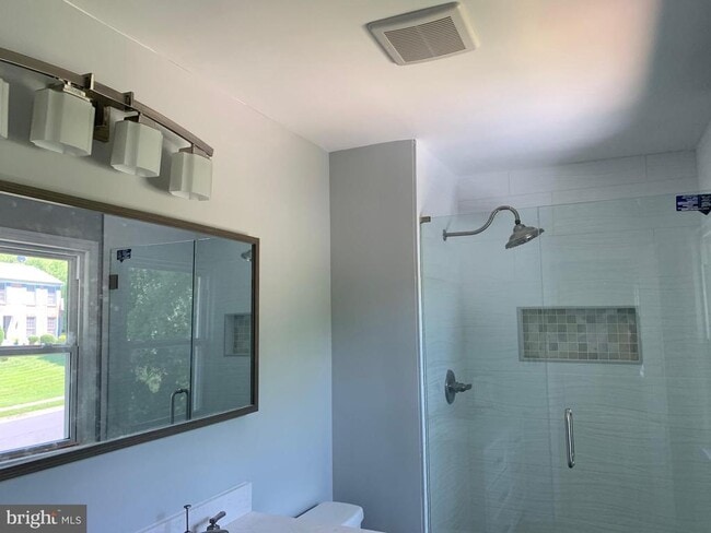 9718 Counsellor Dr in Vienna, VA - Building Photo - Building Photo
