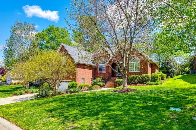 1126 Blowing Rock Cove in Fort Mill, SC - Building Photo - Building Photo