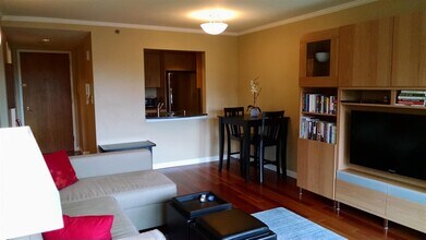 931 Massachusetts Ave, Unit 506 in Cambridge, MA - Building Photo - Building Photo