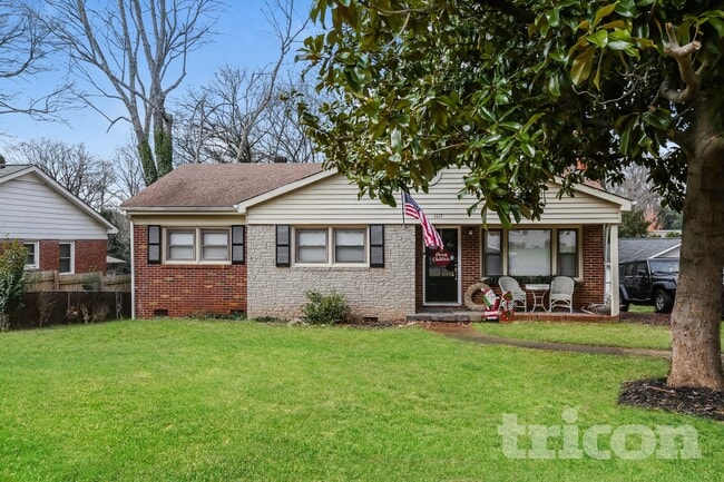 property at 1117 Norland Rd