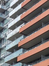 705-4k Spadina Ave. in Toronto, ON - Building Photo - Building Photo