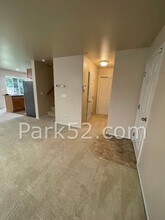 1202 Hudson St in Dupont, WA - Building Photo - Building Photo