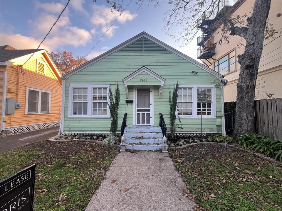 1917 Lubbock St in Houston, TX - Building Photo