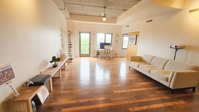 property at 309 E 5th St