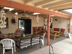17213 N 49th Ave in Glendale, AZ - Foto de edificio - Building Photo