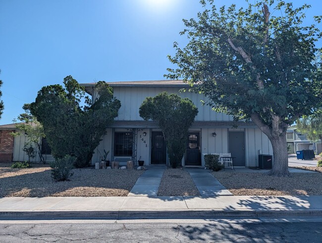 property at 1441 Dorothy Ave