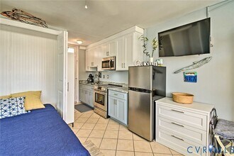 4005 Atlantic Ave in Virginia Beach, VA - Building Photo - Building Photo