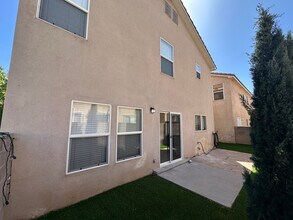 2139 Altura Verde Ln NE in Albuquerque, NM - Foto de edificio - Building Photo