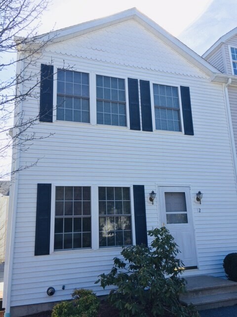 37 Glen Ave in Chelmsford, MA - Building Photo