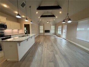 1800 SW Riverstone Rd in Bentonville, AR - Building Photo - Building Photo