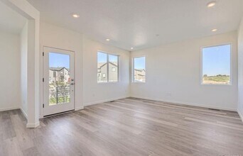1240 S Algonquian St in Aurora, CO - Building Photo - Building Photo