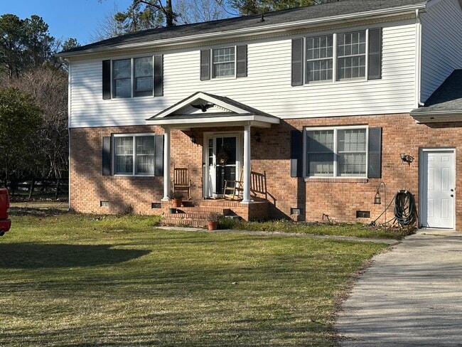 property at 1638 Huckleberry Dr