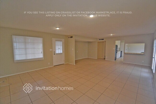 4147 W Tuckey Ln, Unit 2 in Phoenix, AZ - Building Photo - Building Photo