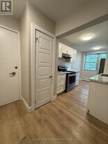 75 High St in London, ON - Building Photo