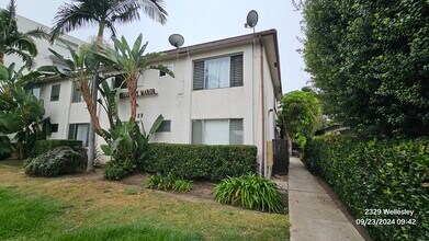 Wellesley Manor in Los Angeles, CA - Foto de edificio - Building Photo