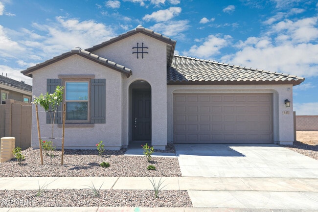 property at 935 W Finch Dr