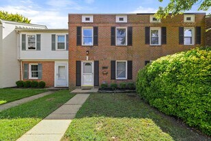 130 Dumbarton Dr in Annapolis, MD - Building Photo