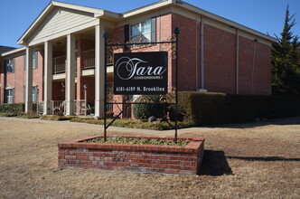 Tara Condominiums in Oklahoma City, OK - Foto de edificio - Building Photo