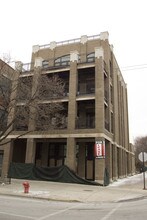1700 W Division St in Chicago, IL - Building Photo - Building Photo