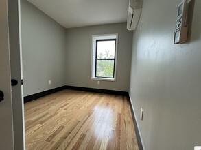 20 Reed St, Unit 7 in Jersey City, NJ - Building Photo - Building Photo