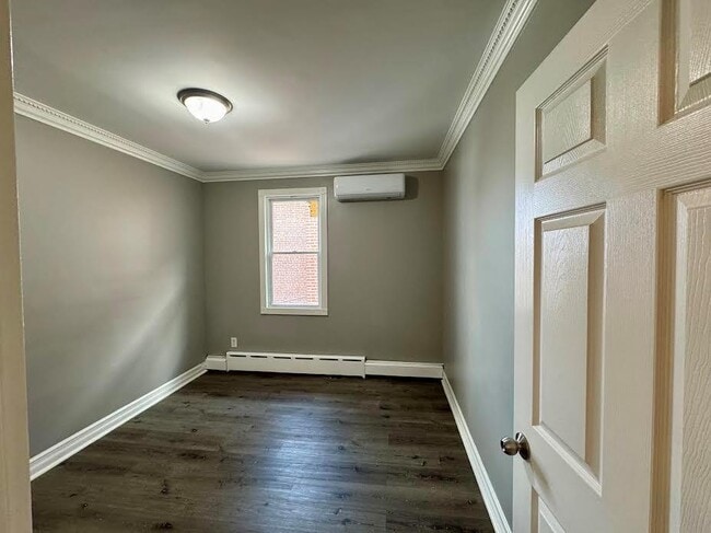 1933 Hobart Ave in Bronx, NY - Building Photo - Building Photo