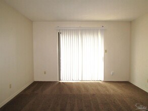 5209 Charbar Dr in Pensacola, FL - Building Photo - Building Photo