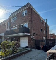 69-25 62nd Rd in Queens, NY - Building Photo