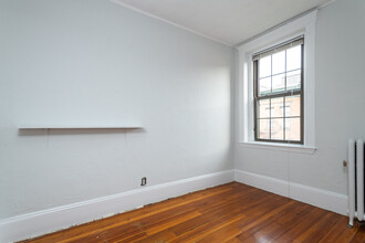 83 Myrtle St in Boston, MA - Foto de edificio - Building Photo