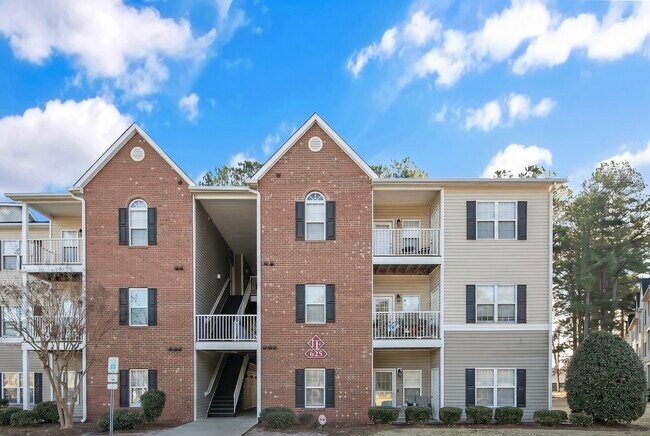 property at 625 Marshtree Ln